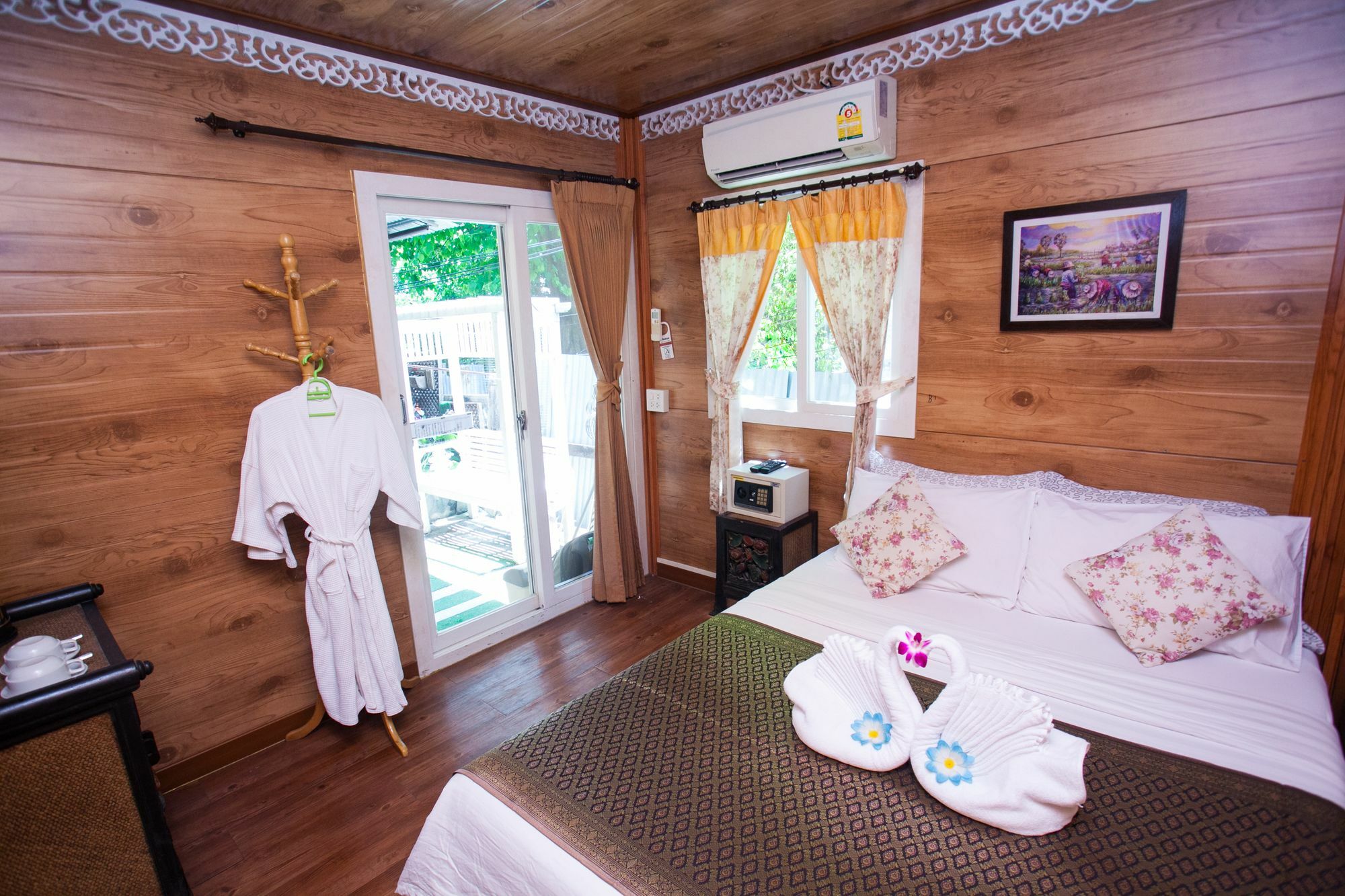 Laksameenarai Guesthouse - Hostel/Backpacker Accommodation Bangkok Exterior photo