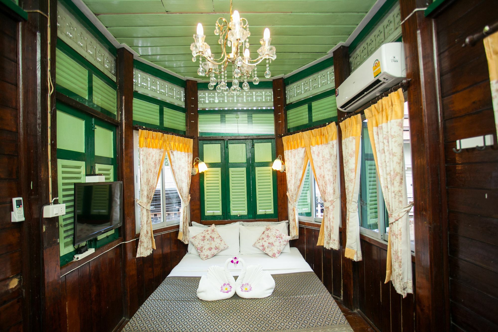 Laksameenarai Guesthouse - Hostel/Backpacker Accommodation Bangkok Exterior photo